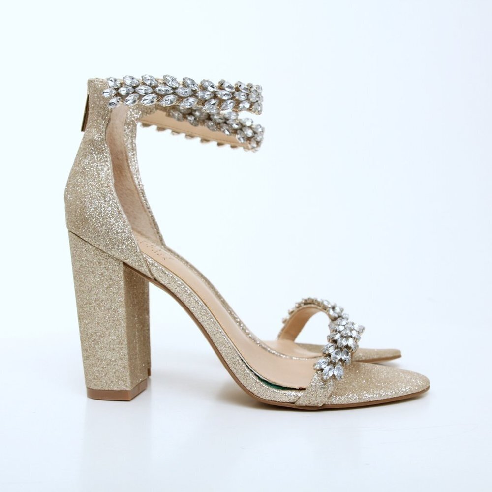 NIB Badgley Mischka Mayra Sparkling Crystal Glitter Detail Evening‎ Sandals